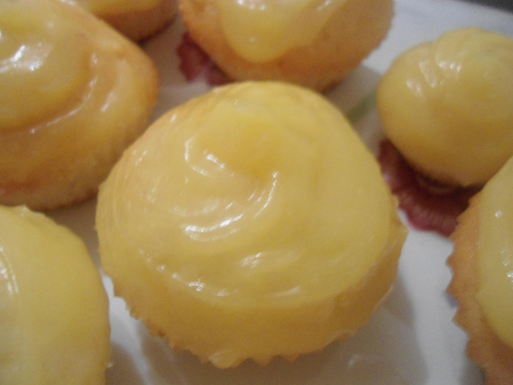 Recette Cupcakes au citron et crème de citron cupcakes au citron et creme de citron r