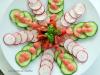 Carpaccio de radis et concombre, vinaigrette rose