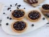 <p>Tartelettes aux myrtilles et au chocolat. Silvia Santucci</p>