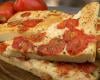 Focaccia aux tomates, fromage et origan