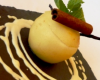 Poire  Nashi pochée aux épices et panna cotta de foie gras Crème réduite au tabac