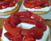 Couronne de fraises en gelée à la chantilly