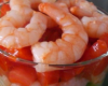 Verrines d'avocat, crevettes et tomate, sauce poivron