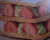 Mille feuilles croustillant aux fraises et à la pistache