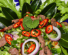 Salade de bœuf à la thaïlandaise traditionnelle