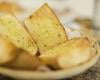 Garlic bread sans herbes