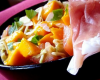 Salade toute crue: courgette, mangue, jambon