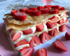 Mille-feuilles aux fraises et son glaçage rose