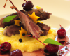 Aiguillettes de canard, poêlée de cerise et polenta