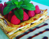 Mille Feuilles aux poires de Groslay miélées, coulis de framboises et menthe de Milly