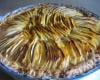 Tarte aux pommes sur pâte brisée épaisse