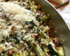 Crumble courgette, pesto et parmesan