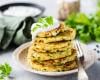 Galettes de quinoa aux épinards, oignons nouveaux et herbes fraiches