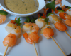 Brochettes de crevettes et saumon marinés sauce asiatique