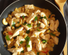 Sauté de poulet au gingembre, lait de coco et noix de cajou