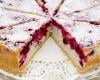 Tarte aux cerises, poires et cottage cheese