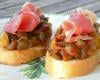 Crostini de caponata et jambon