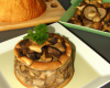 Pastilla de champignons des bois, escargots et pieds de porc