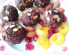 Boulettes pâte d'amande et fruits confits au chocolat