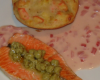 Chausson de saumon au beurre rose et pavé de saumon au caviar de pesto