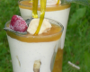 Verrine de reine claude, mousse à la vanille et crumble au chocolat blanc