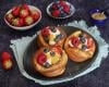 Mini dutch pancakes, crème de cheesecake et fruits frais