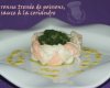 Couronne tressée de poissons aux épinards, sauce à la coriandre