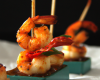 Mini-brochettes de crevettes au piment