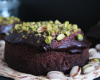 Cake au chocolat noisettes et pistaches