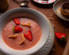 Soupe de fraises Gariguette et sa tuile aux amandes