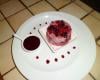 Cottage-cheese aux fruits rouges et son coulis sur un biscuit galet breton