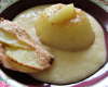 Craquant de crème prise à la jonquille poêlée de pommes, de poires, de coing, crème glacée confiture de lait