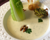 Velouté d'endives et nuage de roquefort aux noix