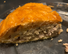 Tourte à la viande et au jambon cru