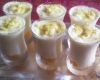 Mousse au citron avec morceaux d'abricots