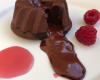 Fondant au chocolat et son coulis de framboise