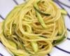 Spaghettis au citron, courgettes et pignons grillés