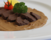 Filet d'autruche au cacao, purée oubliée