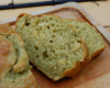 Cake au pesto et aux pignons de pin