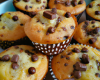 Muffins tout moelleux au citron et pépites de chocolat au lait aux noisettes