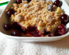 Crumble aux pommes et cerises