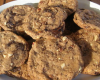 Gros cookies au chocolat, aux amandes et noisettes