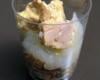 Verrine chic : crumble de noisettes, compotée de poires et dés de foie gras