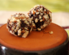 Truffes au chocolat, fleur de sel et amandes