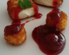 Camembert frit, coulis groseille-ketchup