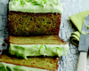 Cake au citron vert et à l'avocat Hass