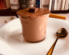 Mousse au chocolat riche en beurre