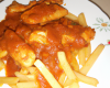 Poulet à la sauce tomate et frite