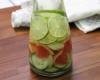 Detox water aux fruits et légumes frais