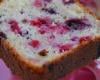 Cake moelleux aux fruits rouges